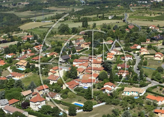 Les Loges De La Gallee * Millery (Rhone)